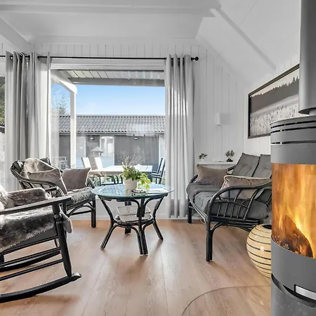 Amazing In Vggerlse With 4 Bedrooms And Wifi Holiday home Boto By