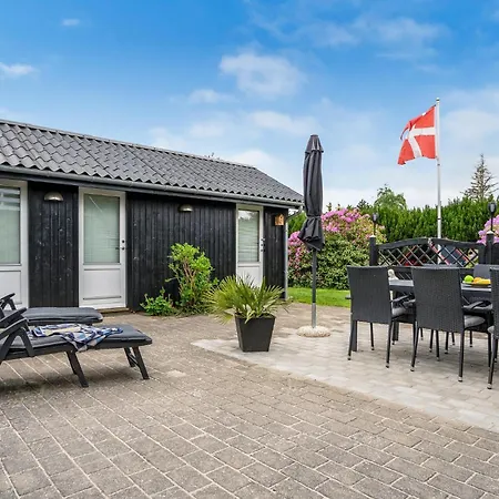 Holiday home Amazing In Vggerlse With 4 Bedrooms And Wifi *